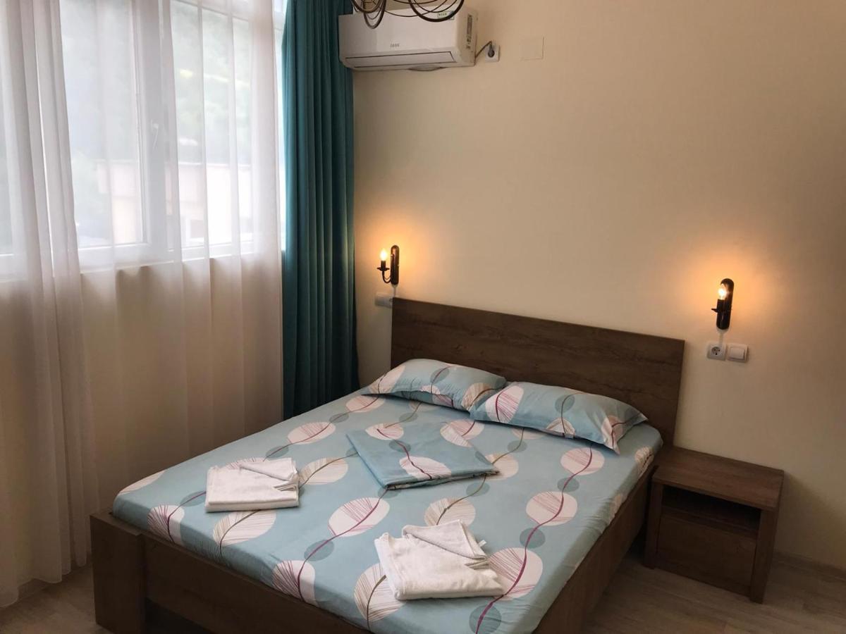 Pensiunea Paradis Băile Herculane Εξωτερικό φωτογραφία