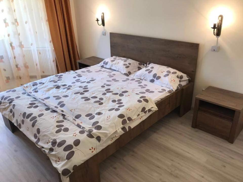 Pensiunea Paradis Băile Herculane Εξωτερικό φωτογραφία